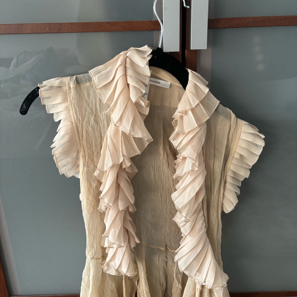 Diane Von Furstenberg Silk Ruffled Blouse